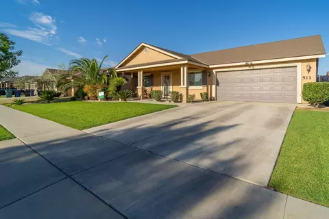 511 Topanga St, Tulare, CA 93274