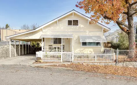 35577 Tule River Dr, Springville, CA 93265