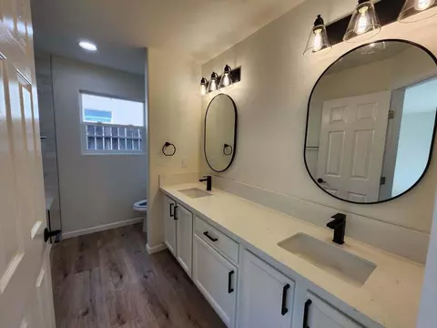 4025 E Cambridge Ave, Visalia, CA 93292 photo 21