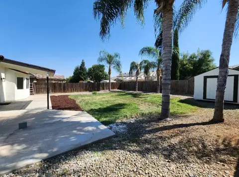 4025 E Cambridge Ave, Visalia, CA 93292 photo 29