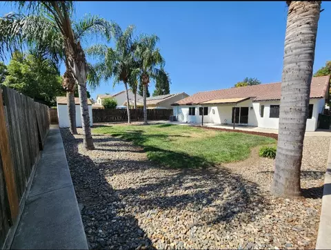 4025 E Cambridge Ave, Visalia, CA 93292 photo 31