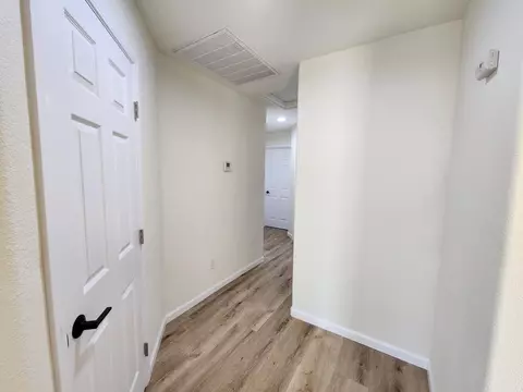 4025 E Cambridge Ave, Visalia, CA 93292 photo 16