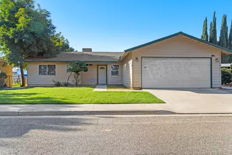 251 W Front St, Farmersville, CA 93223