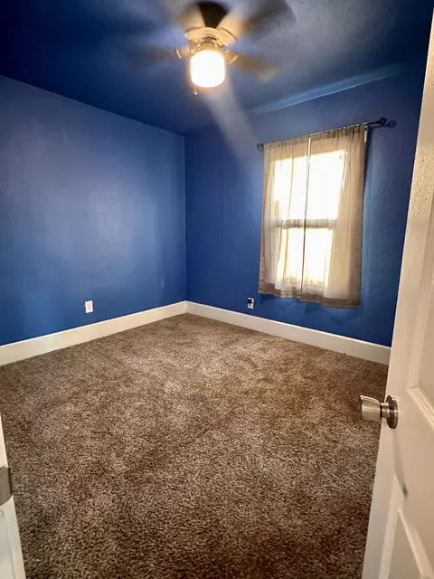 521 E Tulare Ave, Visalia, CA 93292 photo 11