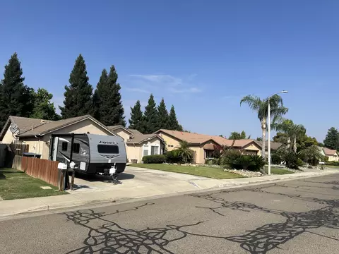 2450 E Beech Ave, Visalia, CA 93292 photo 3