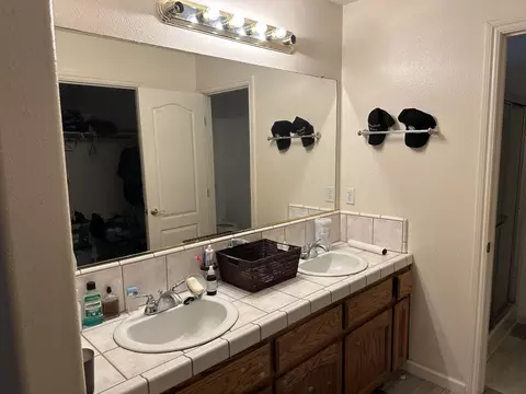 2450 E Beech Ave, Visalia, CA 93292 photo 21