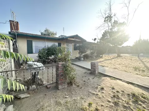 103 E Sweet Ave, Visalia, CA 93291 photo 7