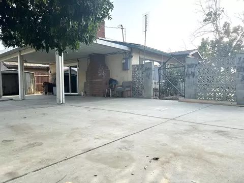 103 E Sweet Ave, Visalia, CA 93291 photo 9