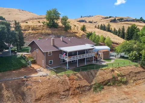 31200 Dahlem Dr, Exeter, CA 93221