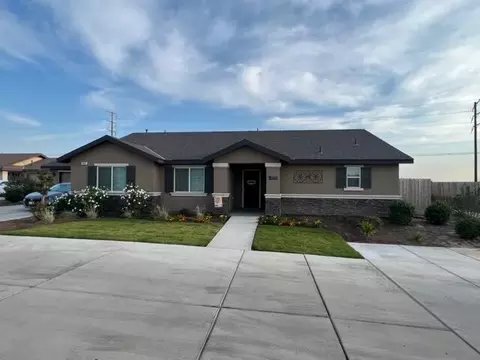 806 Creekview St, Porterville, CA 93257