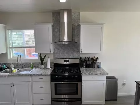 1282 E Sequoia Ave, Tulare, CA 93274 photo 9