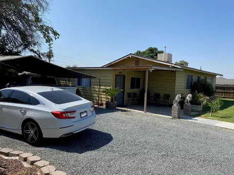 563 W Compton Ave, Pixley, CA 93256 photo 4