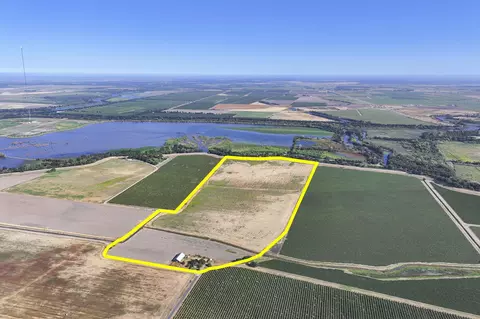 29021 N Vail Rd, Thornton, CA 95686