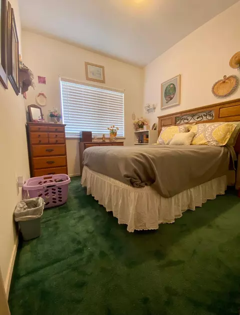 184 Somerset Dr, Lemoore, CA 93245 photo 7