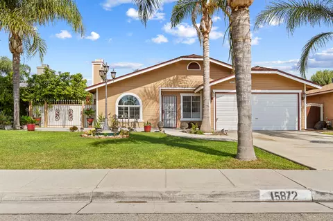 15872 Paradise Ave, Ivanhoe, CA 93235