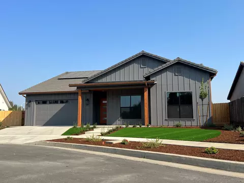 115 King St, Exeter, CA 93221 photo 2