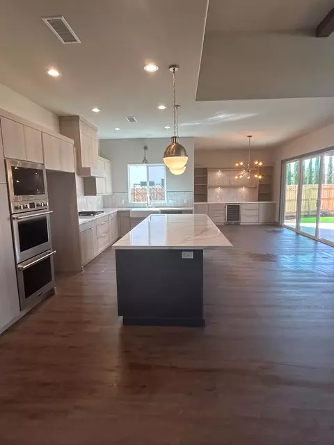 115 King St, Exeter, CA 93221 photo 4