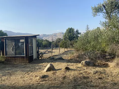 Grouse Drive, Three Rivers, CA 93271 photo 5