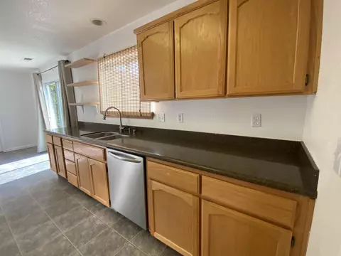 40855 Grouse Dr, Three Rivers, CA 93271 photo 8