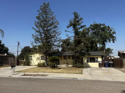 923 Avon Dr, Tulare, CA 93274