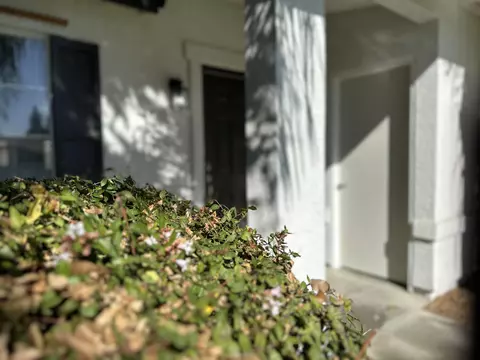 1944 E Monte Verde Ave, Visalia, CA 93292 photo 3