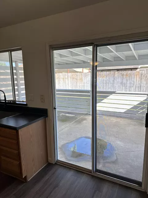 1944 E Monte Verde Ave, Visalia, CA 93292 photo 19