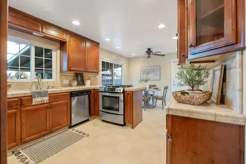 179 E Sandra Ave, Tulare, CA 93274 photo 21