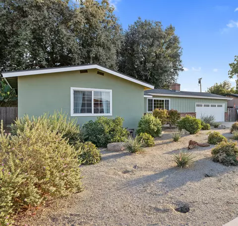 179 E Sandra Ave, Tulare, CA 93274 photo 2