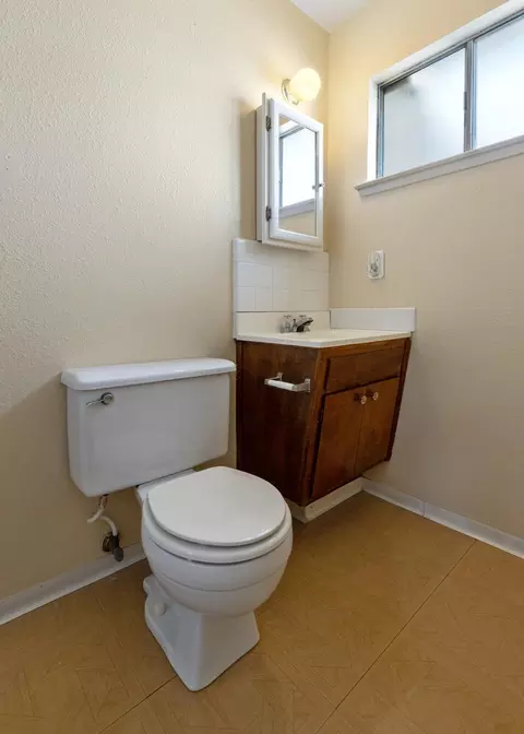 1004 E Ivy St, Hanford, CA 93230 photo 25