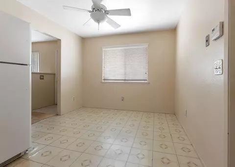 1004 E Ivy St, Hanford, CA 93230 photo 11
