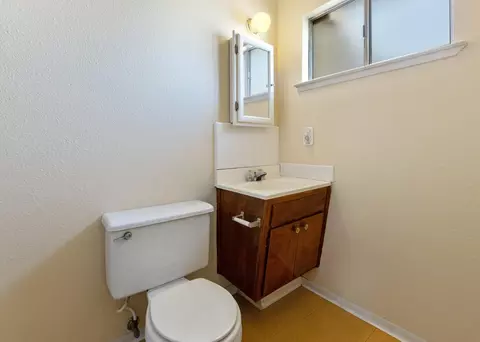 1004 E Ivy St, Hanford, CA 93230 photo 24