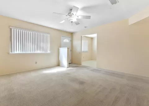 1004 E Ivy St, Hanford, CA 93230 photo 8