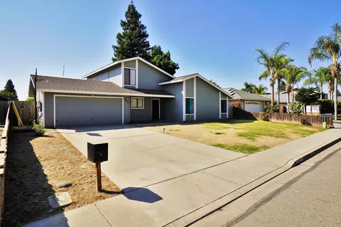3003 W Ashland Ave, Visalia, CA 93277