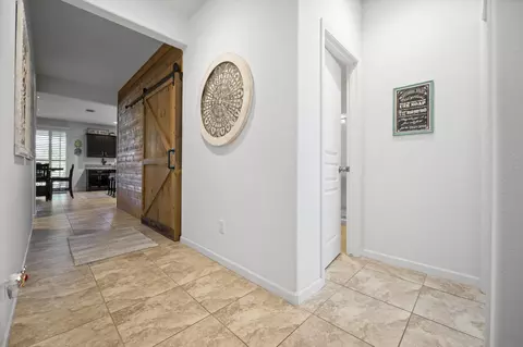 4016 E Kaweah Ave, Visalia, CA 93292 photo 18
