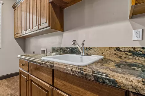 2253 W Benton Ct, Exeter, CA 93221 photo 30