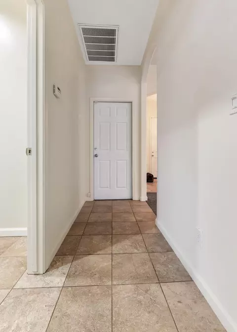 2029 E Monte Verde Ave, Visalia, CA 93292 photo 20