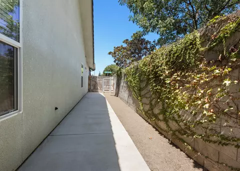 2029 E Monte Verde Ave, Visalia, CA 93292 photo 40