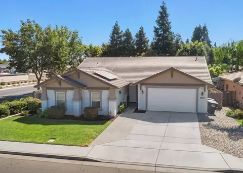2029 E Monte Verde Ave, Visalia, CA 93292 photo 6
