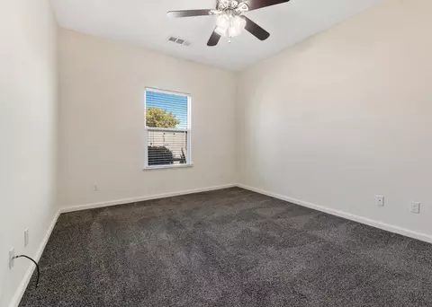 2029 E Monte Verde Ave, Visalia, CA 93292 photo 32