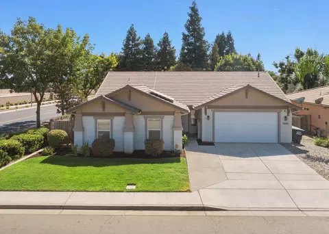2029 E Monte Verde Ave, Visalia, CA 93292 photo 5