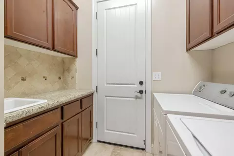 739 Saint James Ct, Exeter, CA 93221 photo 40