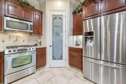 739 Saint James Ct, Exeter, CA 93221 photo 17