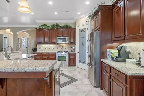 739 Saint James Ct, Exeter, CA 93221 photo 16