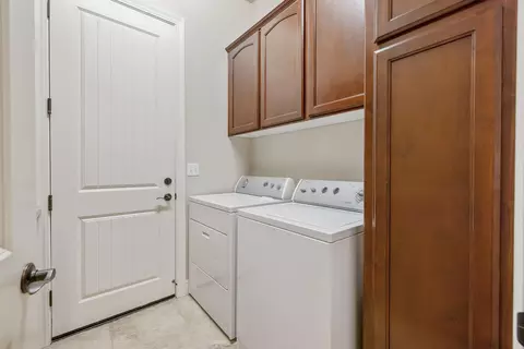739 Saint James Ct, Exeter, CA 93221 photo 38