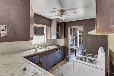 667 Walnut St, Pixley, CA 93256 photo 25