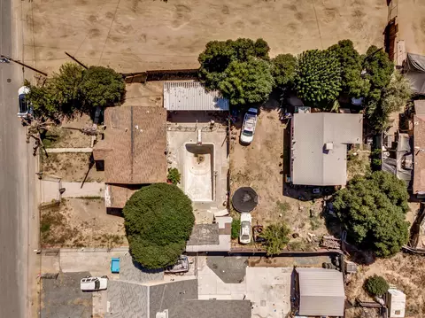 667 Walnut St, Pixley, CA 93256 photo 8