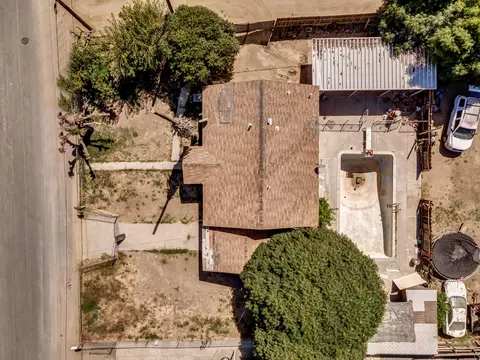 667 Walnut St, Pixley, CA 93256 photo 7