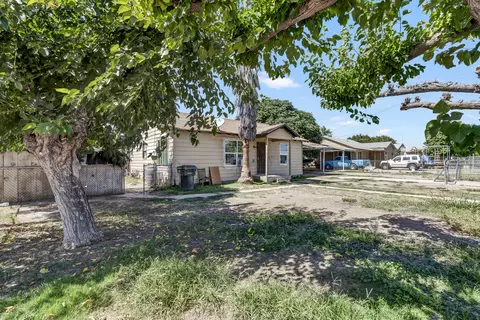 667 Walnut St, Pixley, CA 93256 photo 32