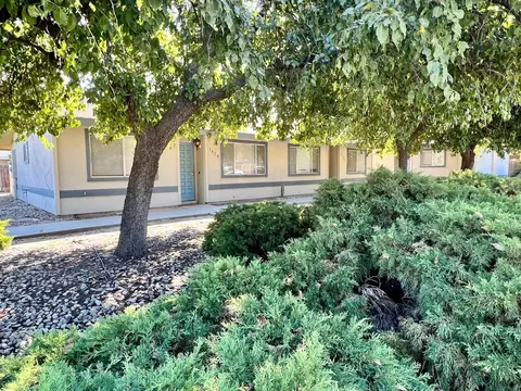 3420 S Woodland St, Visalia, CA 93277