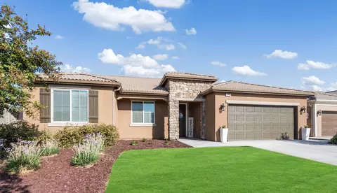 3206 N Atwood St, Visalia, CA 93291